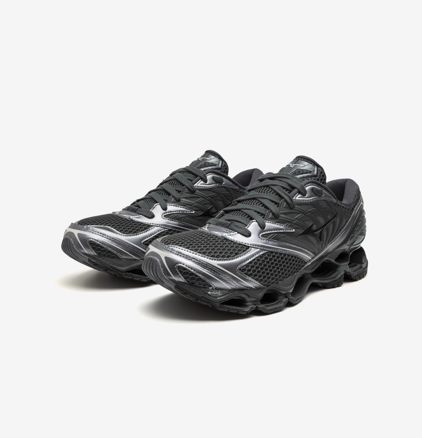 Mizuno Grey