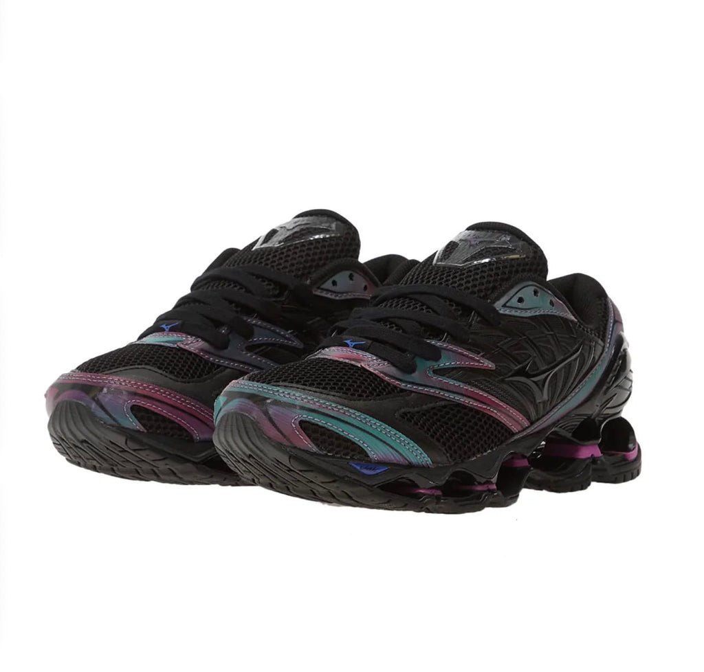 Mizuno black and purple