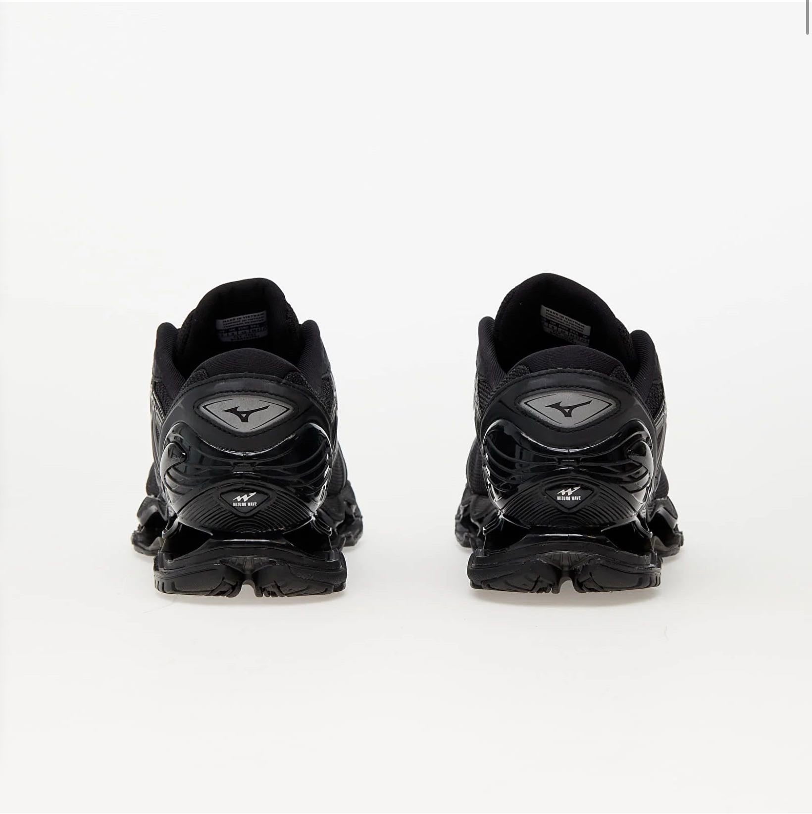Mizuno full black